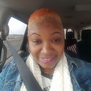 Meet your Posher, Nickesha